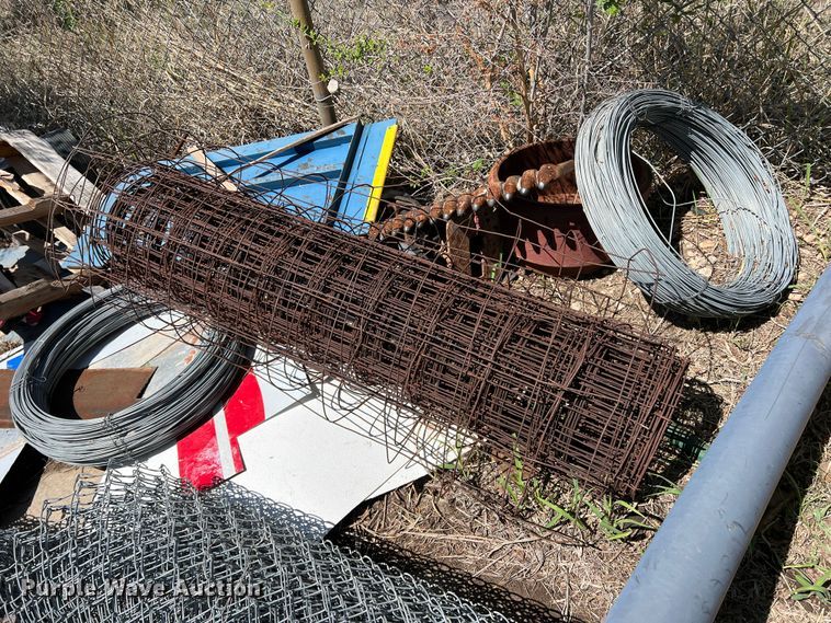 image for item LB9305 Fencing materials