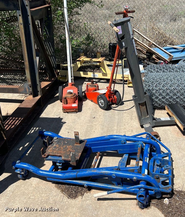 image for item LB9306 (4) jacks