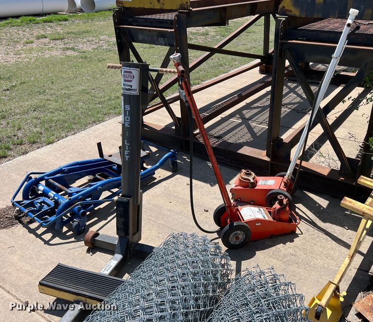 image for item LB9306 (4) jacks