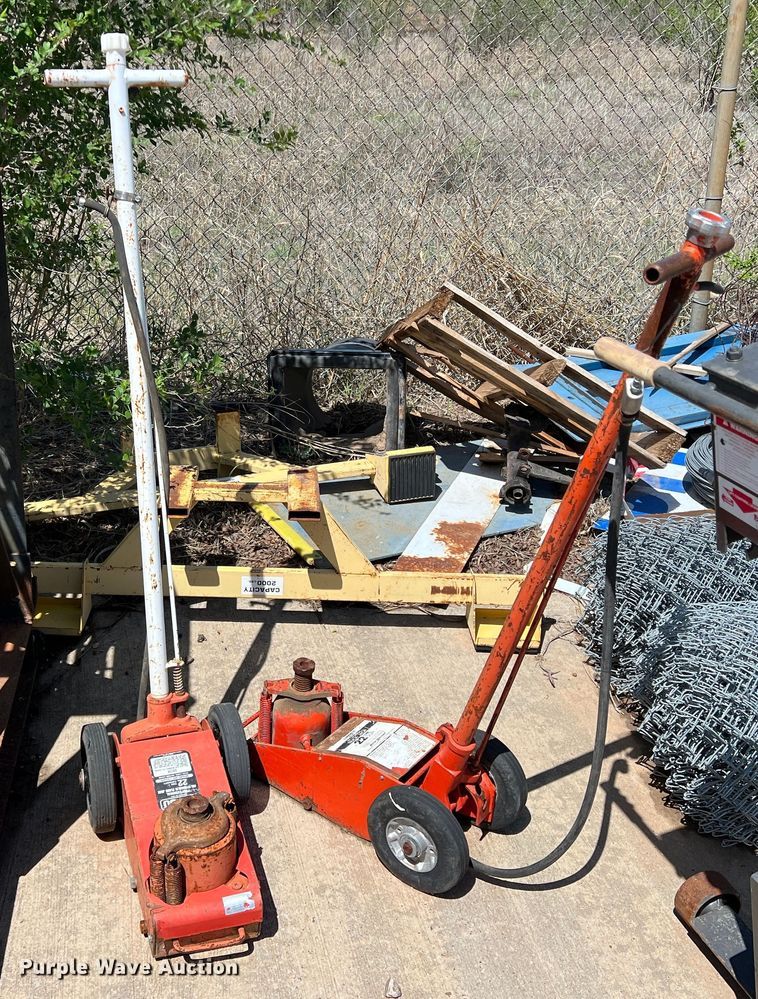 image for item LB9306 (4) jacks