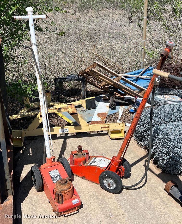 image for item LB9306 (4) jacks