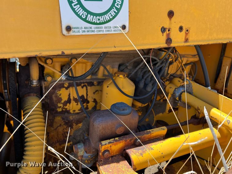 image for item LB9309 Galion Roll-O-Matic UB-220  pneumatic roller