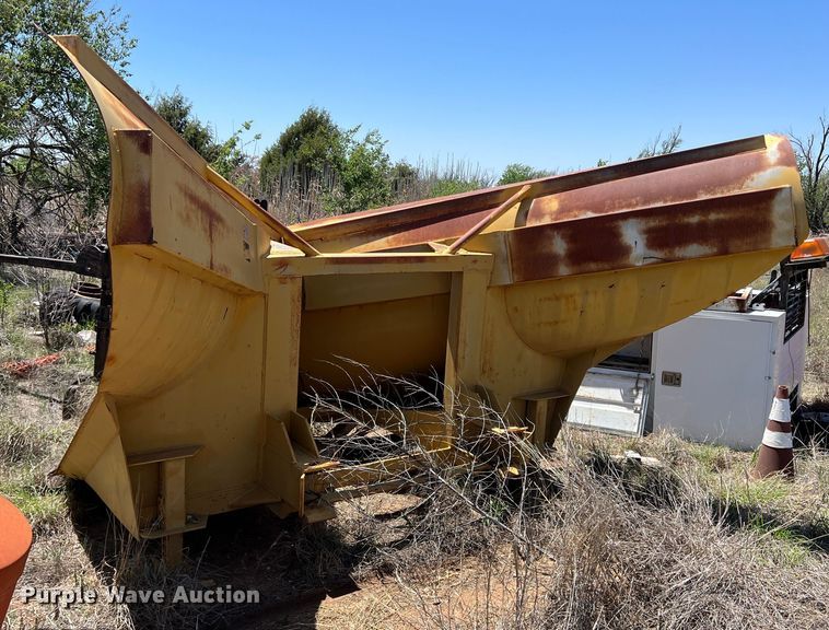 image for item LB9311 VWS VP9  V-plow