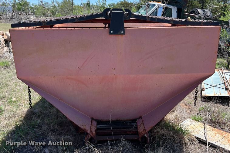 image for item LB9312 Good Roads H-3-9  spreader