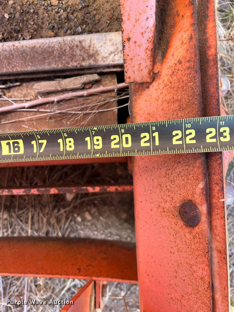 image for item LB9312 Good Roads H-3-9  spreader