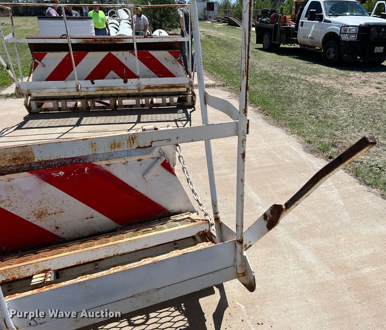 image for item LB9314 End gate spreader