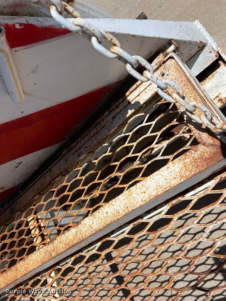 image for item LB9314 End gate spreader