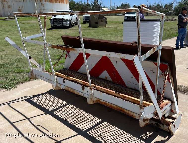 image for item LB9315 End gate spreader