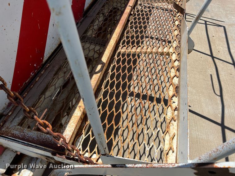 image for item LB9315 End gate spreader