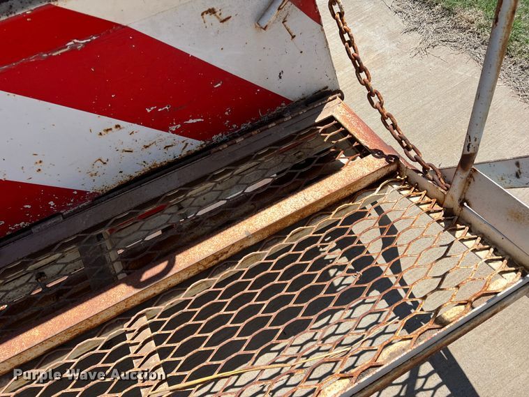 image for item LB9315 End gate spreader