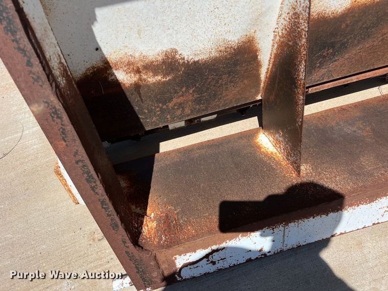 image for item LB9315 End gate spreader