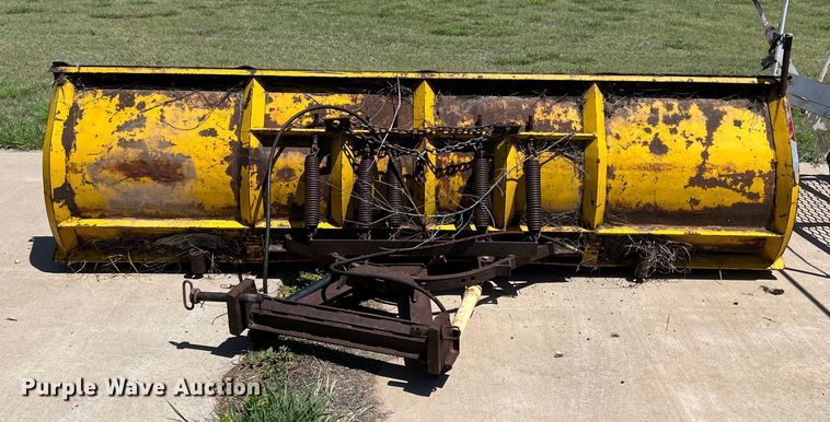 image for item LB9316 Snow plow