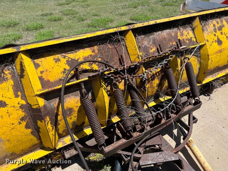 image for item LB9316 Snow plow