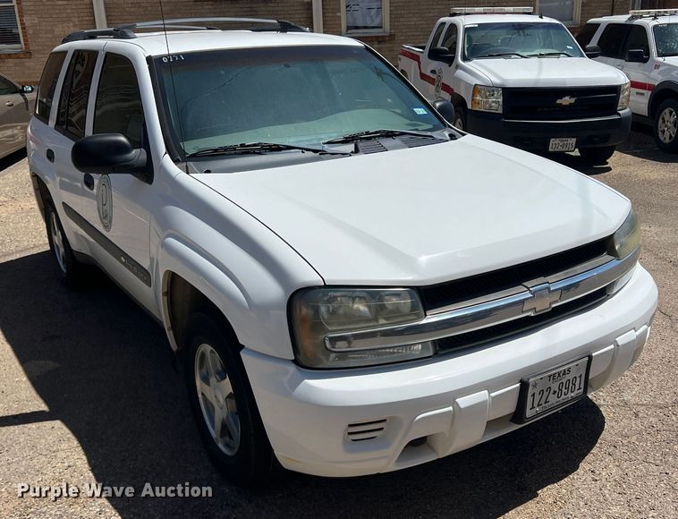 image for item LB9320 2004 Chevrolet Trail Blazer  SUV