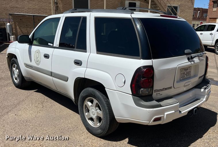 image for item LB9320 2004 Chevrolet Trail Blazer  SUV