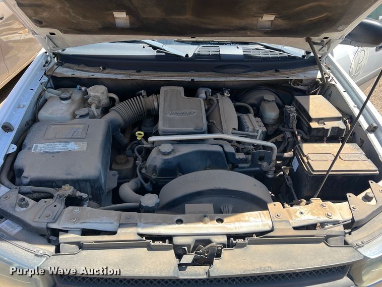 image for item LB9320 2004 Chevrolet Trail Blazer  SUV