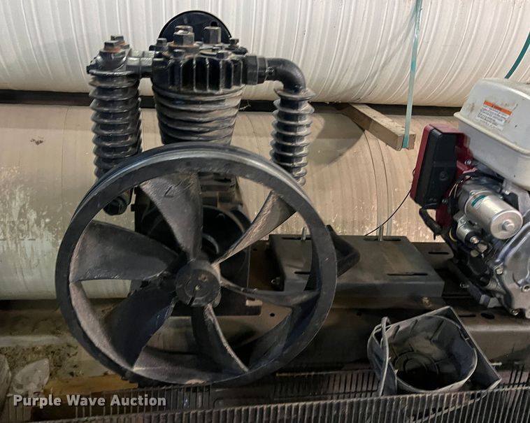 image for item LB9322 Compressed Air Systems C130GEH34-W/G  air compressor