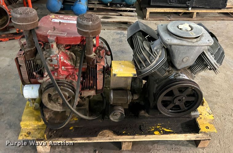 image for item LB9324 Atlas Copco LE8R  air compressor