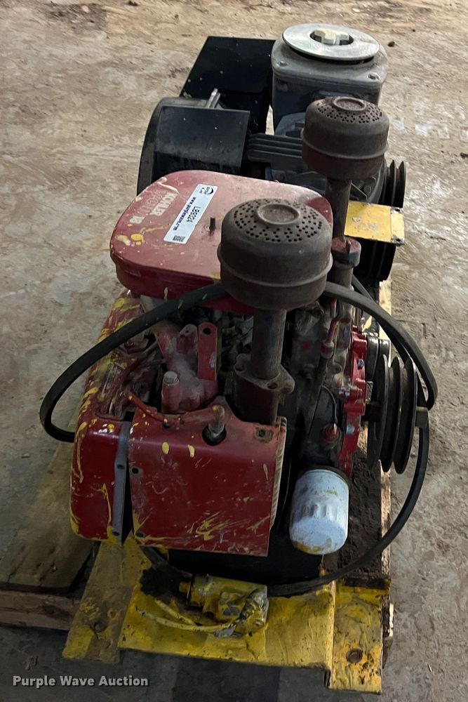 image for item LB9324 Atlas Copco LE8R  air compressor