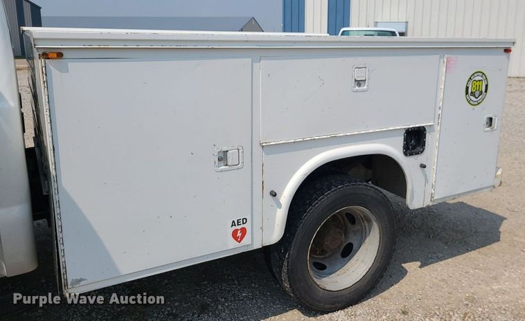 image for item LE9127 2008 Ford F450 Super Duty  SuperCab utility / service truck