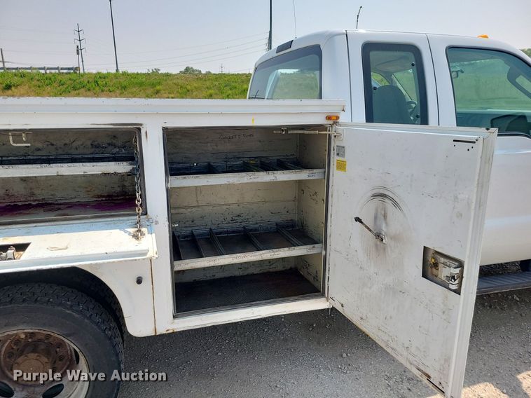 image for item LE9127 2008 Ford F450 Super Duty  SuperCab utility / service truck