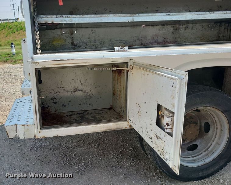 image for item LE9127 2008 Ford F450 Super Duty  SuperCab utility / service truck