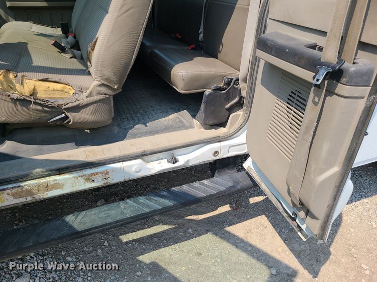 image for item LE9127 2008 Ford F450 Super Duty  SuperCab utility / service truck