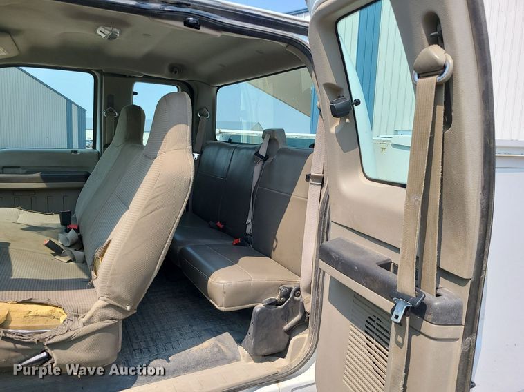 image for item LE9127 2008 Ford F450 Super Duty  SuperCab utility / service truck