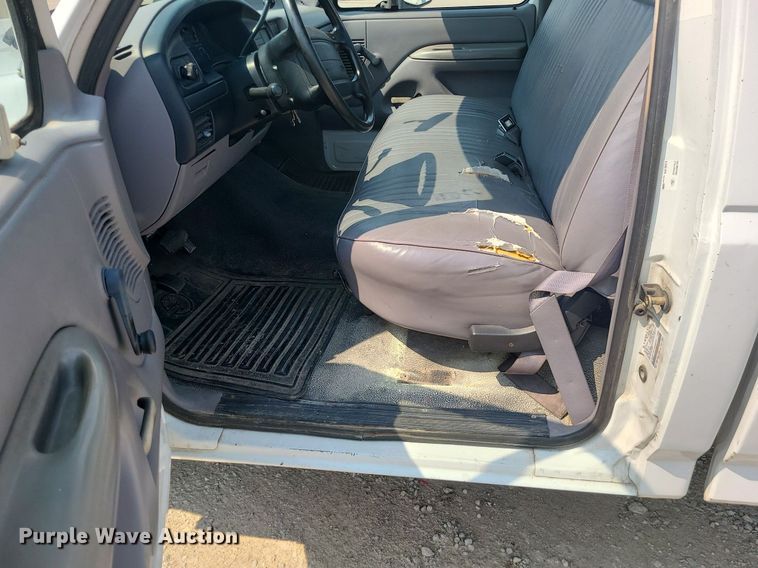 image for item LE9128 1996 Ford F150  pickup truck