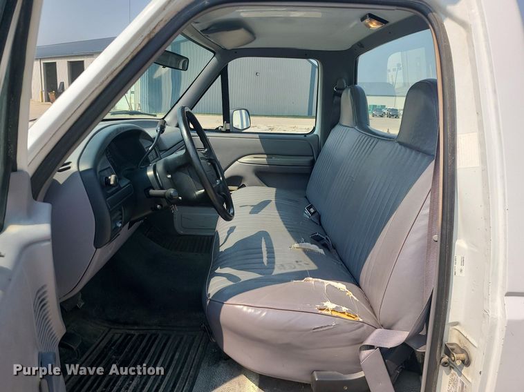 image for item LE9128 1996 Ford F150  pickup truck