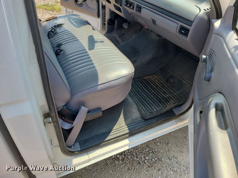 image for item LE9128 1996 Ford F150  pickup truck