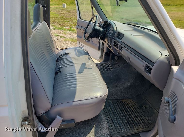 image for item LE9128 1996 Ford F150  pickup truck