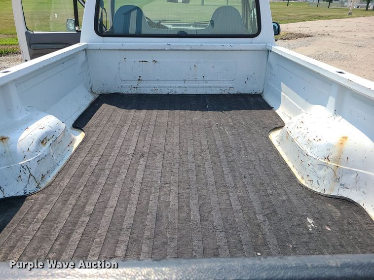 image for item LE9128 1996 Ford F150  pickup truck