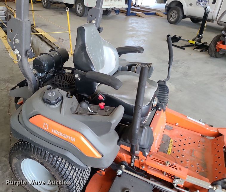 image for item LE9129 Husqvarna Z560  ZTR lawn mower