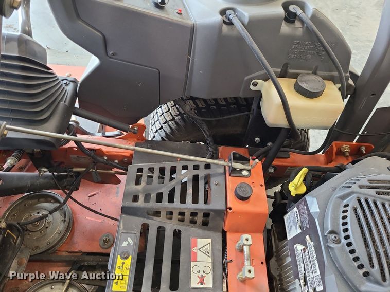 image for item LE9129 Husqvarna Z560  ZTR lawn mower