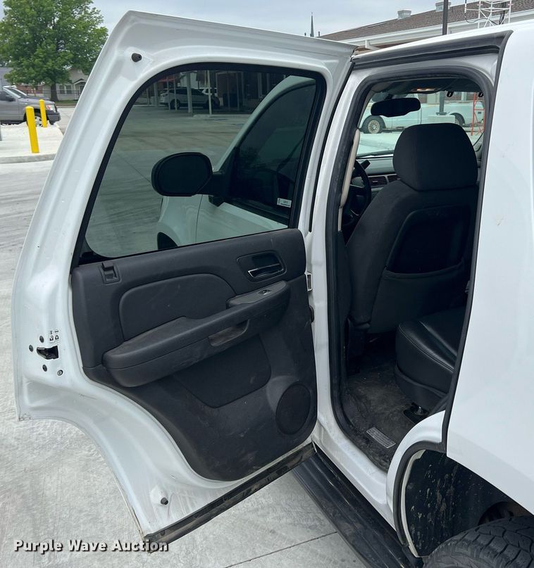 image for item LG9110 2008 Chevrolet Tahoe Police  SUV