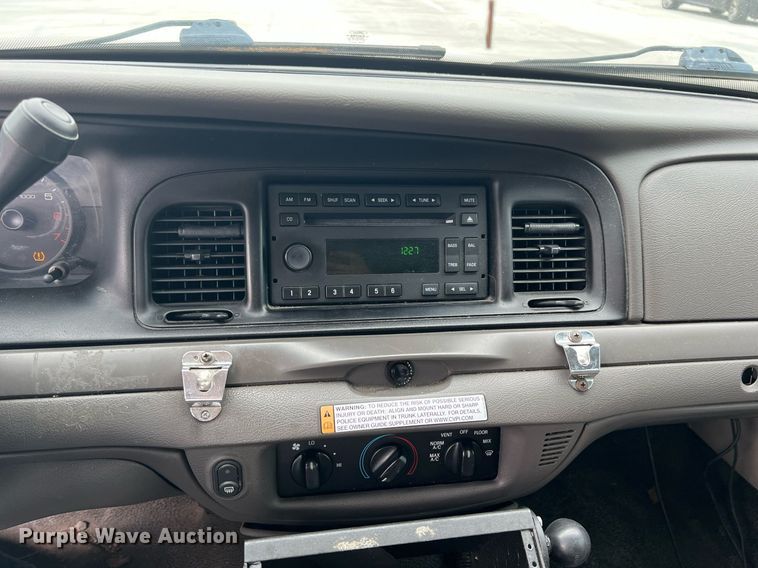 image for item LG9111 2010 Ford Crown Victoria Police Interceptor