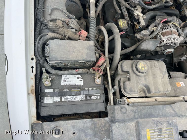 image for item LG9111 2010 Ford Crown Victoria Police Interceptor