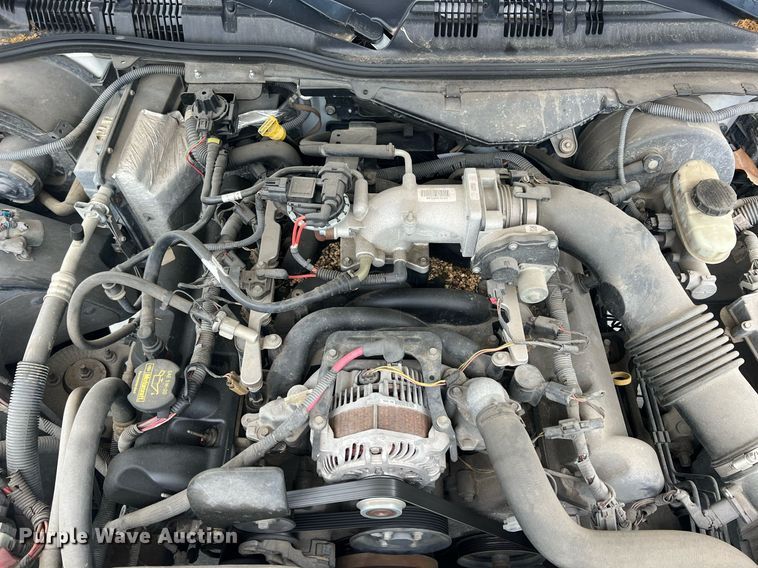 image for item LG9111 2010 Ford Crown Victoria Police Interceptor