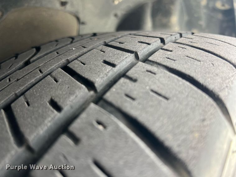 image for item LG9111 2010 Ford Crown Victoria Police Interceptor