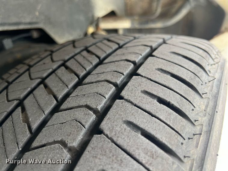 image for item LG9111 2010 Ford Crown Victoria Police Interceptor