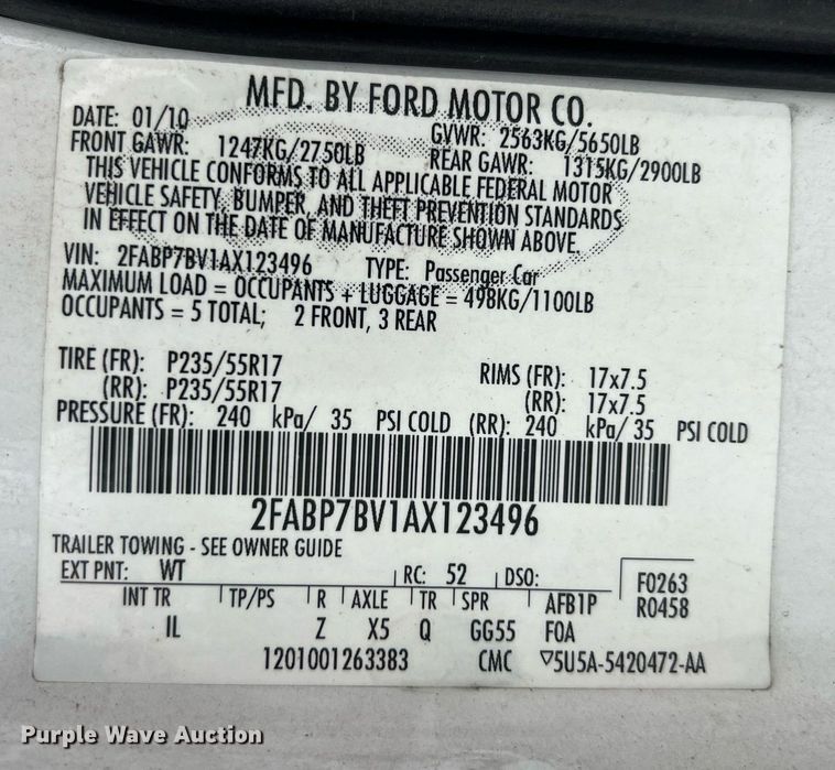 image for item LG9111 2010 Ford Crown Victoria Police Interceptor