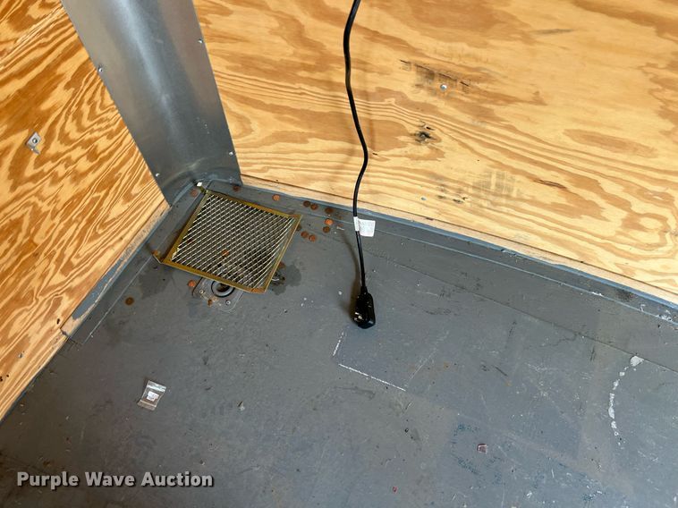 image for item LG9112 2006 Cargo Craft  enclosed cargo trailer