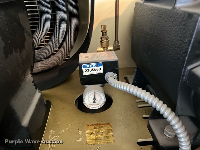 image for item LG9114 Ingersoll Rand 7100  air compressor