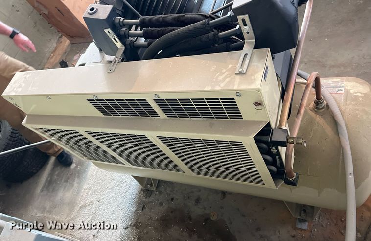 image for item LG9114 Ingersoll Rand 7100  air compressor