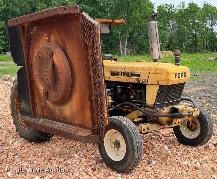 image for item LG9152 1985 Ford 7610  tractor