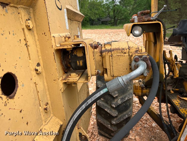 image for item LG9152 1985 Ford 7610  tractor