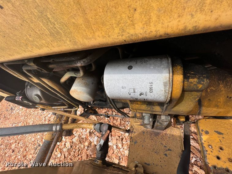 image for item LG9152 1985 Ford 7610  tractor