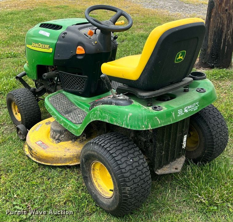 image for item LG9160 John Deere L110  lawn mower