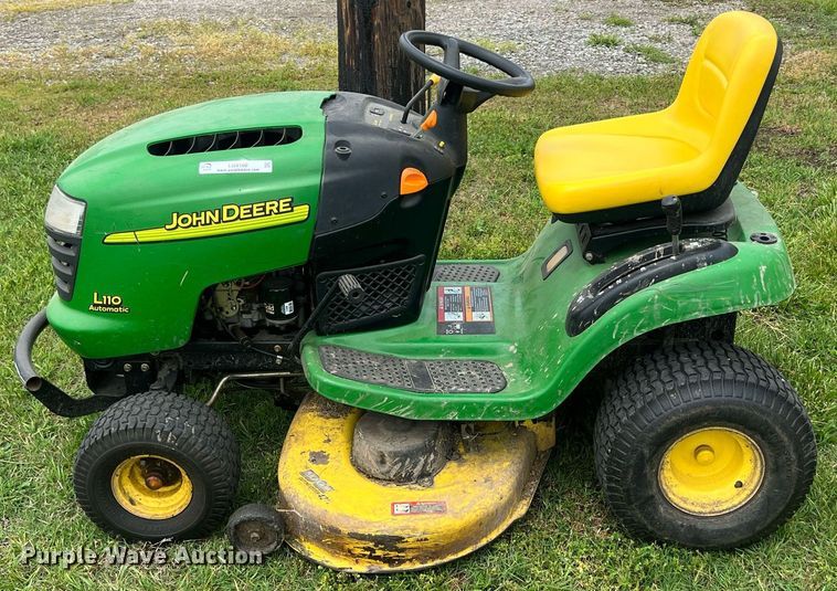 image for item LG9160 John Deere L110  lawn mower